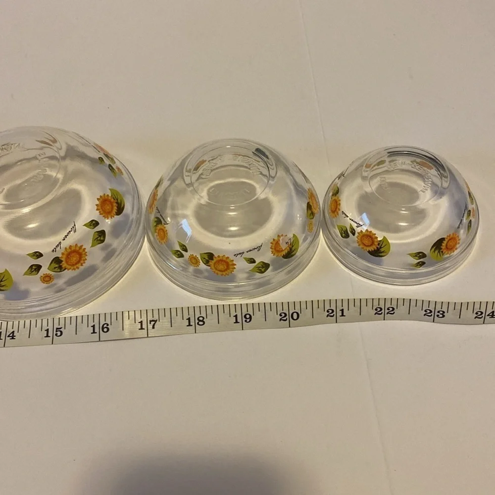Five Imperial Glass Flower Dute Sunflower Themed Nesting Bowls